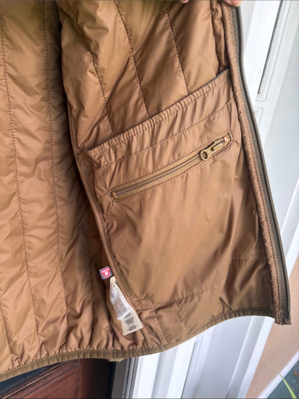 FILSON Ultralight Primaloft Jacket. Size M - Picture 7 of 12